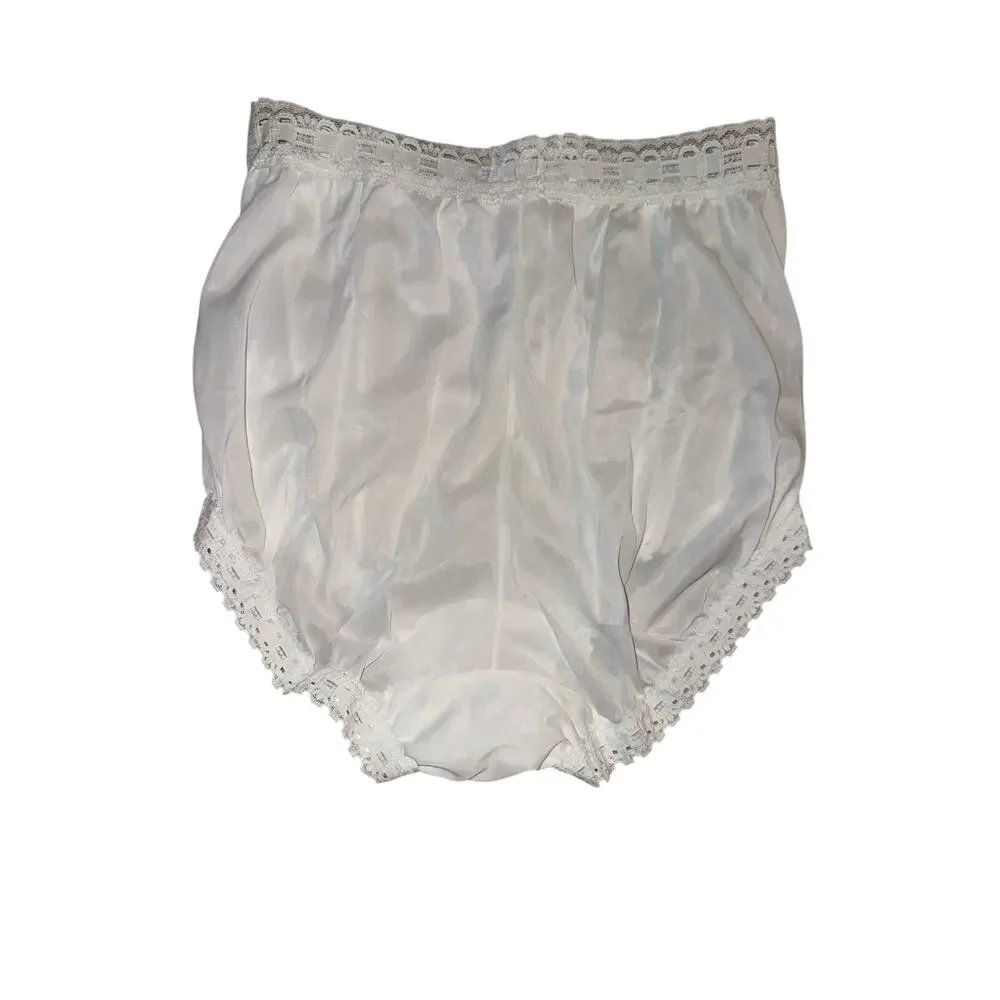 Vintage Olga Fashion Scoop Panties Set of 2 Size 6 White Nylon Lace Briefs 873